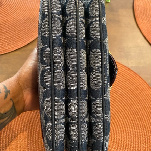 Coach Chambray Riley 22 - Picture 14 of 15